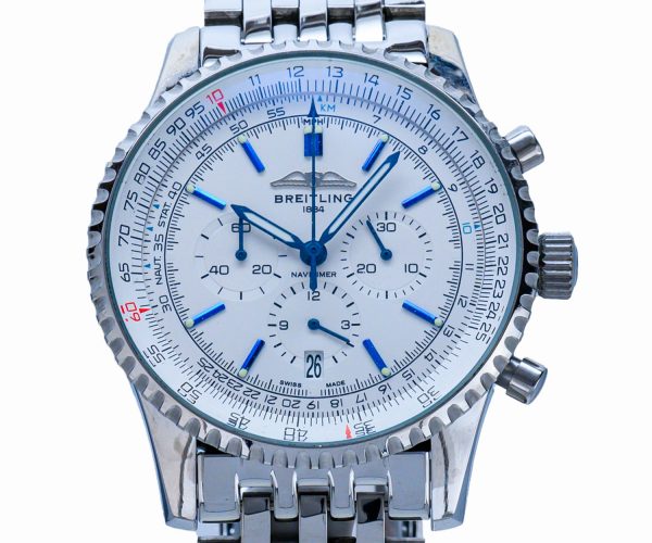 Eleganz und Funktionalität: Replica Uhr Breitling Navitimer B01