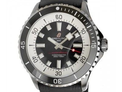 Der Breitling Replica Uhr: Superocean Automatic 44 in Schwarz