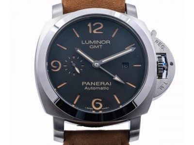 Ein Meisterwerk der Uhrmacherkunst: Panerai Luminor 1950 3 Days GMT PAM01535