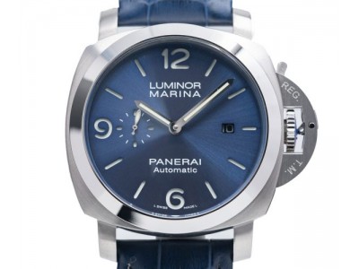 Panerai Luminor Marina 44mm mit faszinierendem blauen Zifferblatt